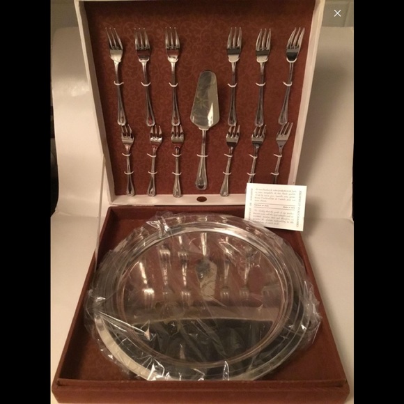 Goldcrest Other - Goldcrest Stainless Steel 14-Pc Serving Set